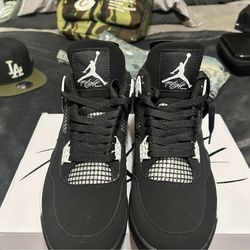 Jordan 4 Black & White Thunder God Retro