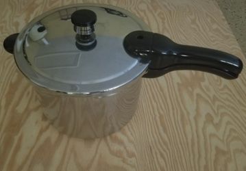 Presto 6-Quart Stainless SteelPressure Cooker

