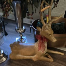 Huge   Deer light Carmel color  very heavy  used but excellent condition pd 2,600  Pk up Everett mall way