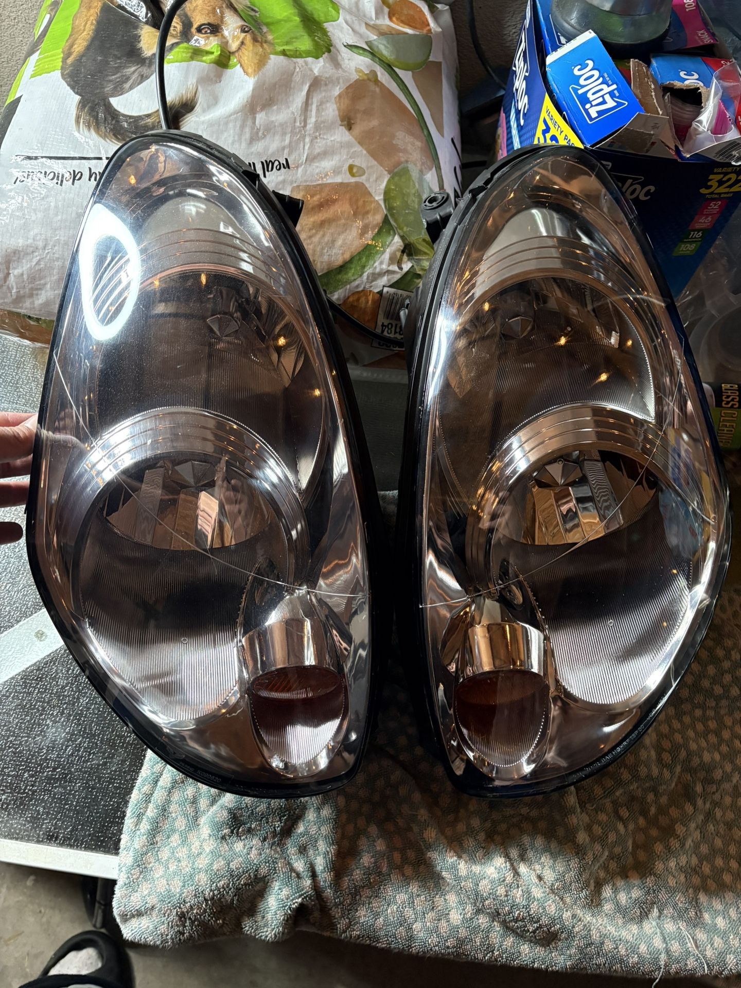 oem 2005-2006 infiniti g35 sedan headlights