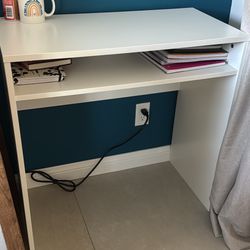 White Desk 