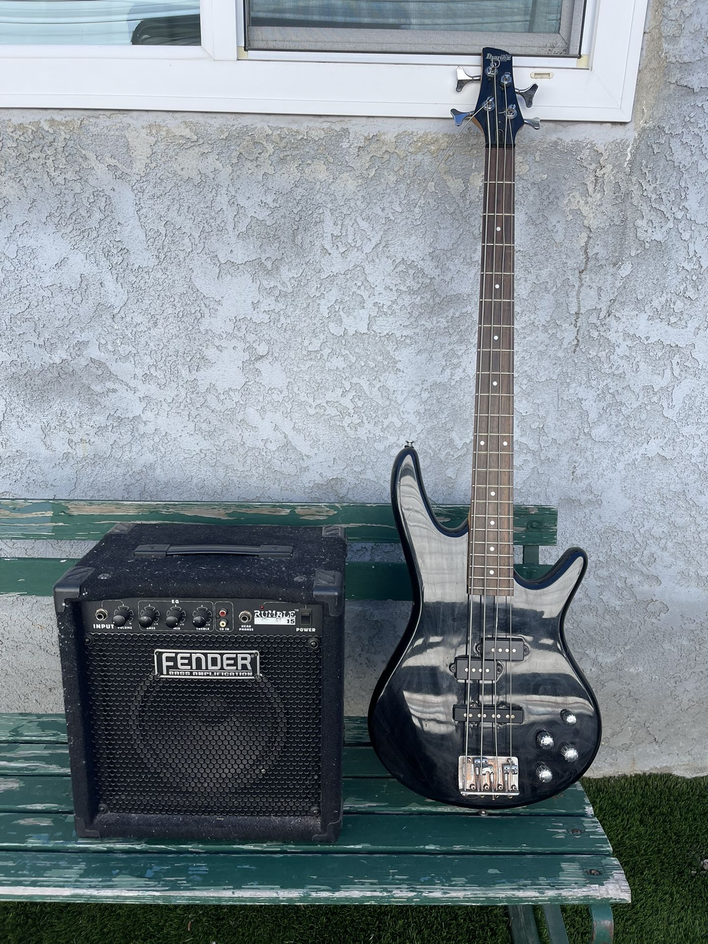 Ibanez base with fender base amp