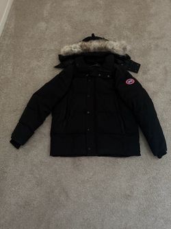 Canada Goose Wyndham Parka with Fur Hood