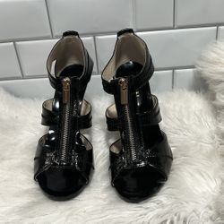 Michael Kors black patent leather Berkeley women's peep toe size 8.5 