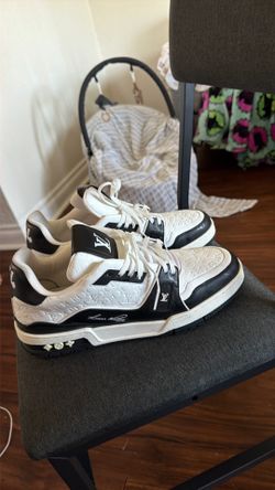 Louis Vuitton Black & White Sneakers