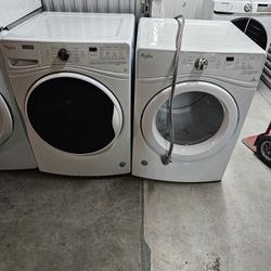 Whirlpool Set Washer And Electric Dryer 