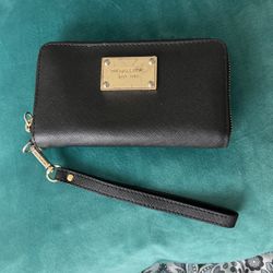 Black Michael Kors Phone And Card Wallet