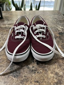 Vans Authentic low-top skate shoe Port Royale/True White Burgundy/White Size Men 5 Women 6.5 sneakers tennis shoes