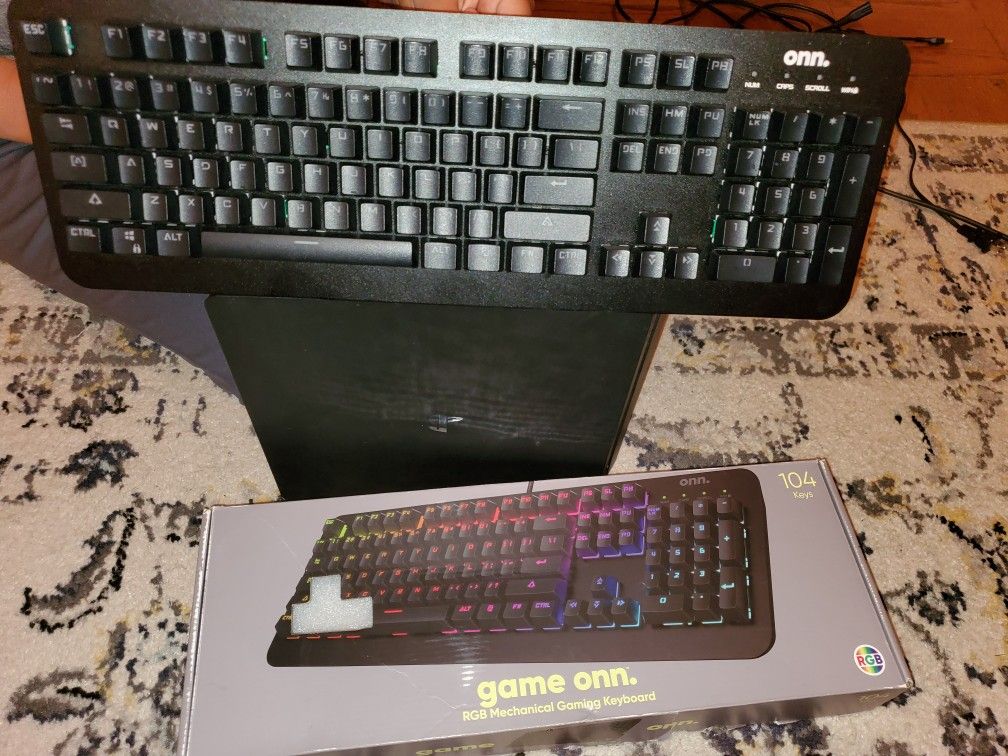 PS4 with Game keyboard