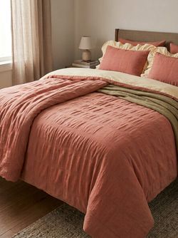 All Seasons Maroon Duvet Set-Soft w/2 Pillowcases King or Queen