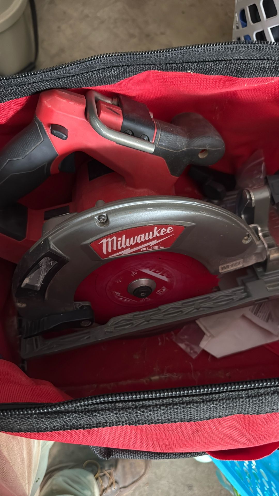 Milwaukee Cordless Saw
