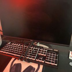 Monitor, Headset, Keyboard