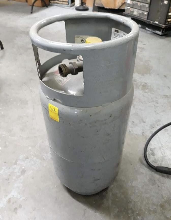 New and used forklift propane tanks for sale