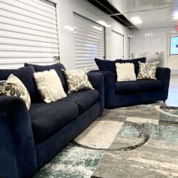 Comfy Couches Set 