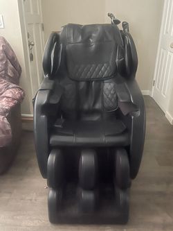 Tori Massage chair