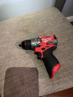 Milwaukee M12 Fuel 1/2in Hammer Drill
