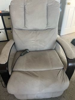Electric lift chair