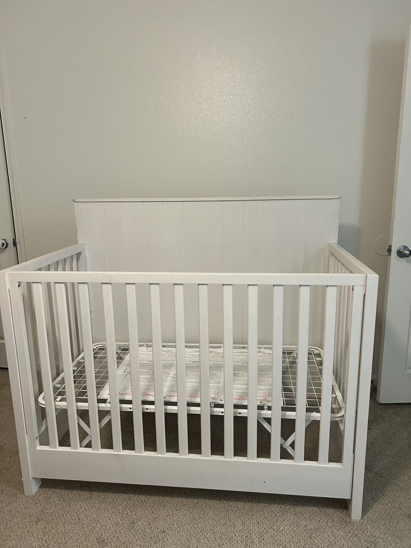 Baby Crib/Toddler bed