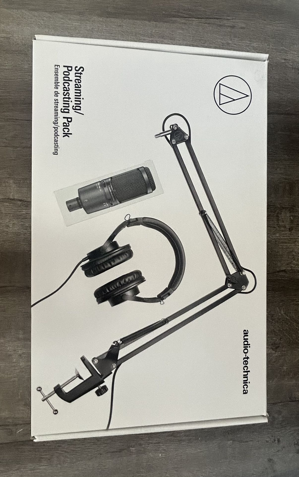 Audio Technica mic and headphones bundle