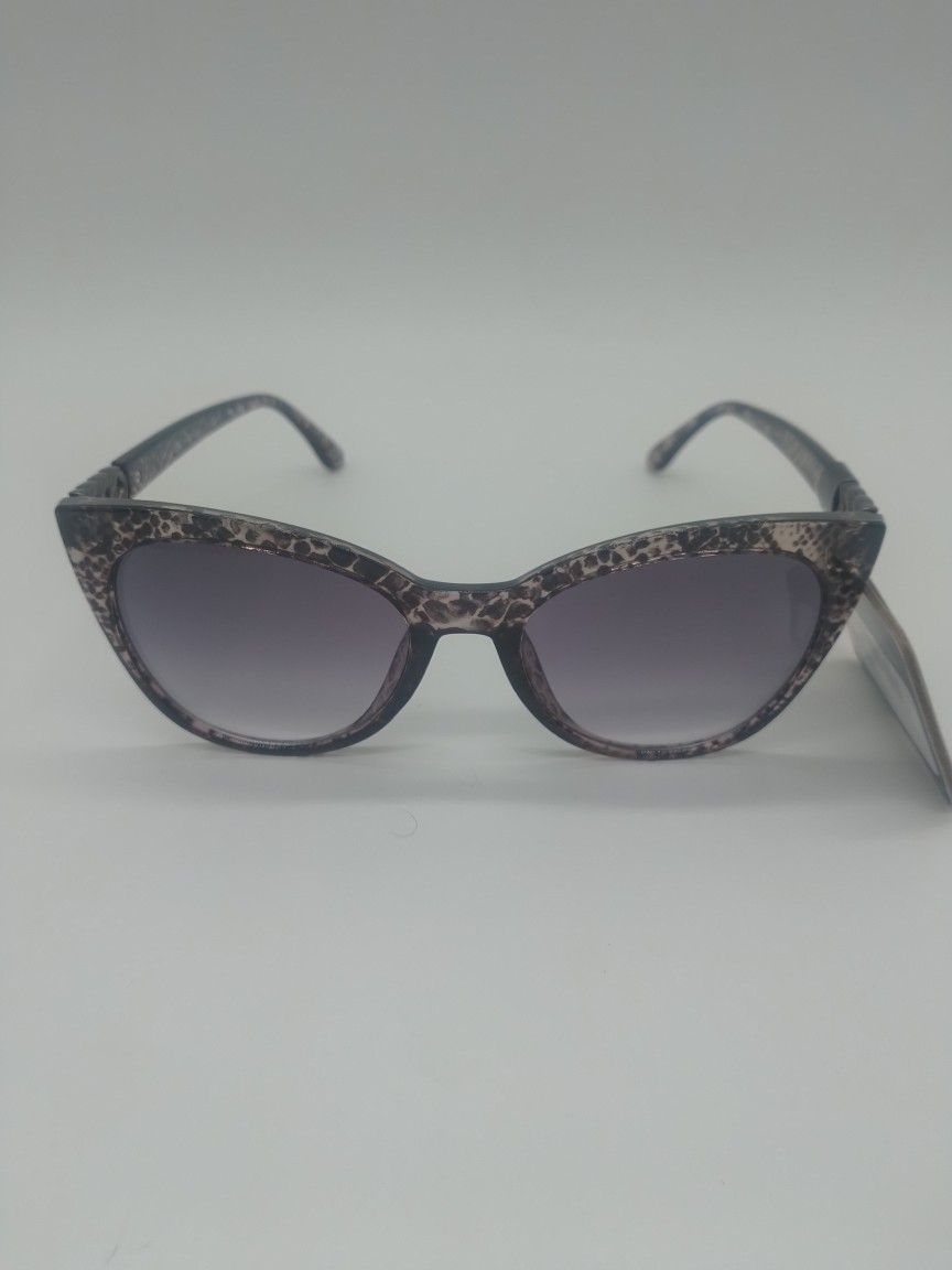 Steve Madden Black Animal Print Sunglasses NWT