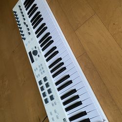 Keylab 61 Essential Midi Keyboard