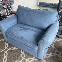 Loveseat sleeper sofa