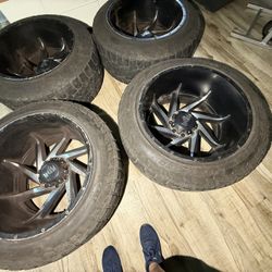 Wheels For Ram 2500 And Silverado 2500 