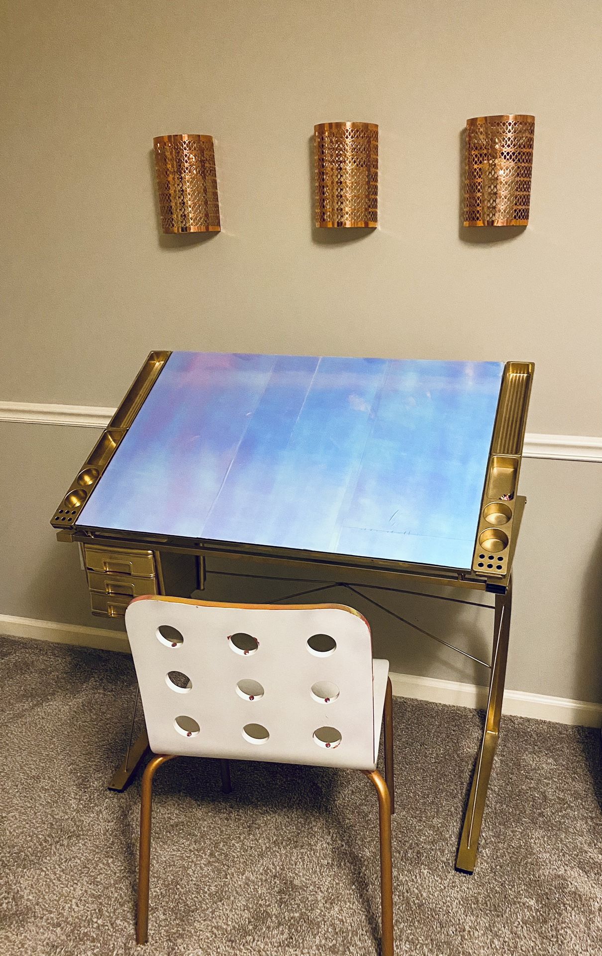 Holographic Gold Architect Drawing Desk With Modern Chair