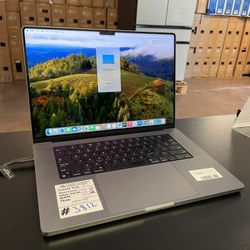 Apple MacBook Pro 16" M1 Max (32GB RAM, 1TB SSD) - Excellent