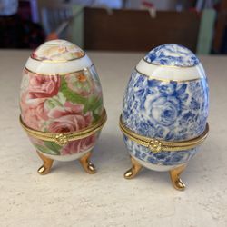 Vintage Floral Ceramic Egg Shaped Trinket Box Gold Trim Footed And Hinged
