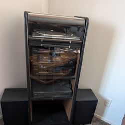Vintage stereo , cabinet , speakers, all Hitachi