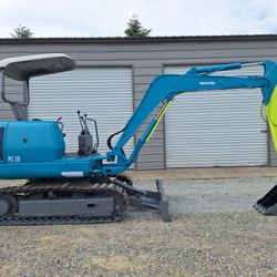 Komatsu Pc20 Excavator 