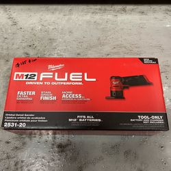 Milwaukee M12 FUEL 12-Volt Lithium-Ion Brushless Cordless Orbital Detail Sander (Tool-Only
