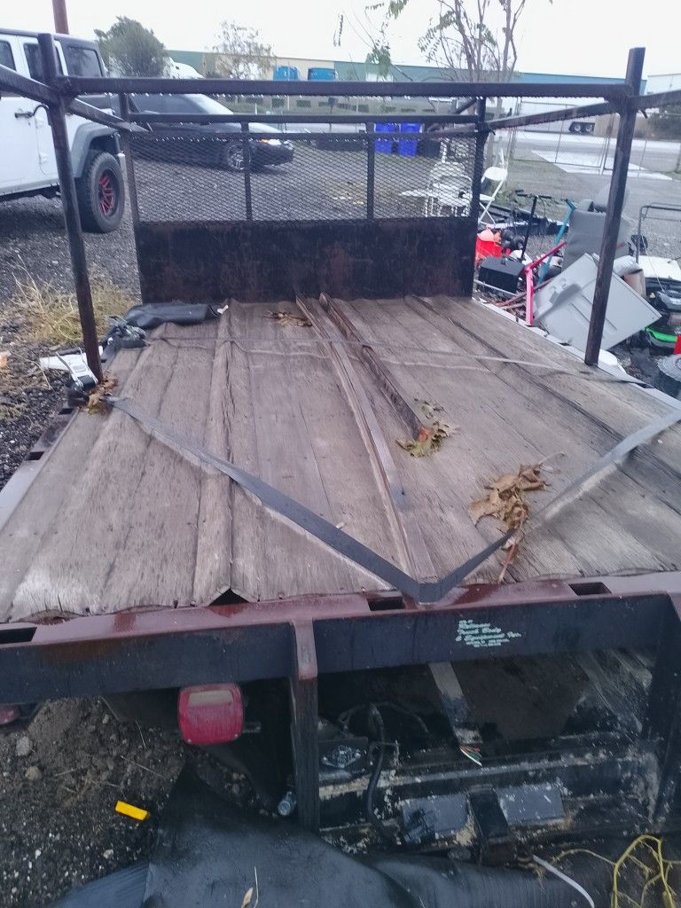 12ft Truck Stake Bed With Tool Boxes And Ladder Rack 