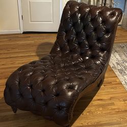 Dark brown Leather Chaise  Lounge 