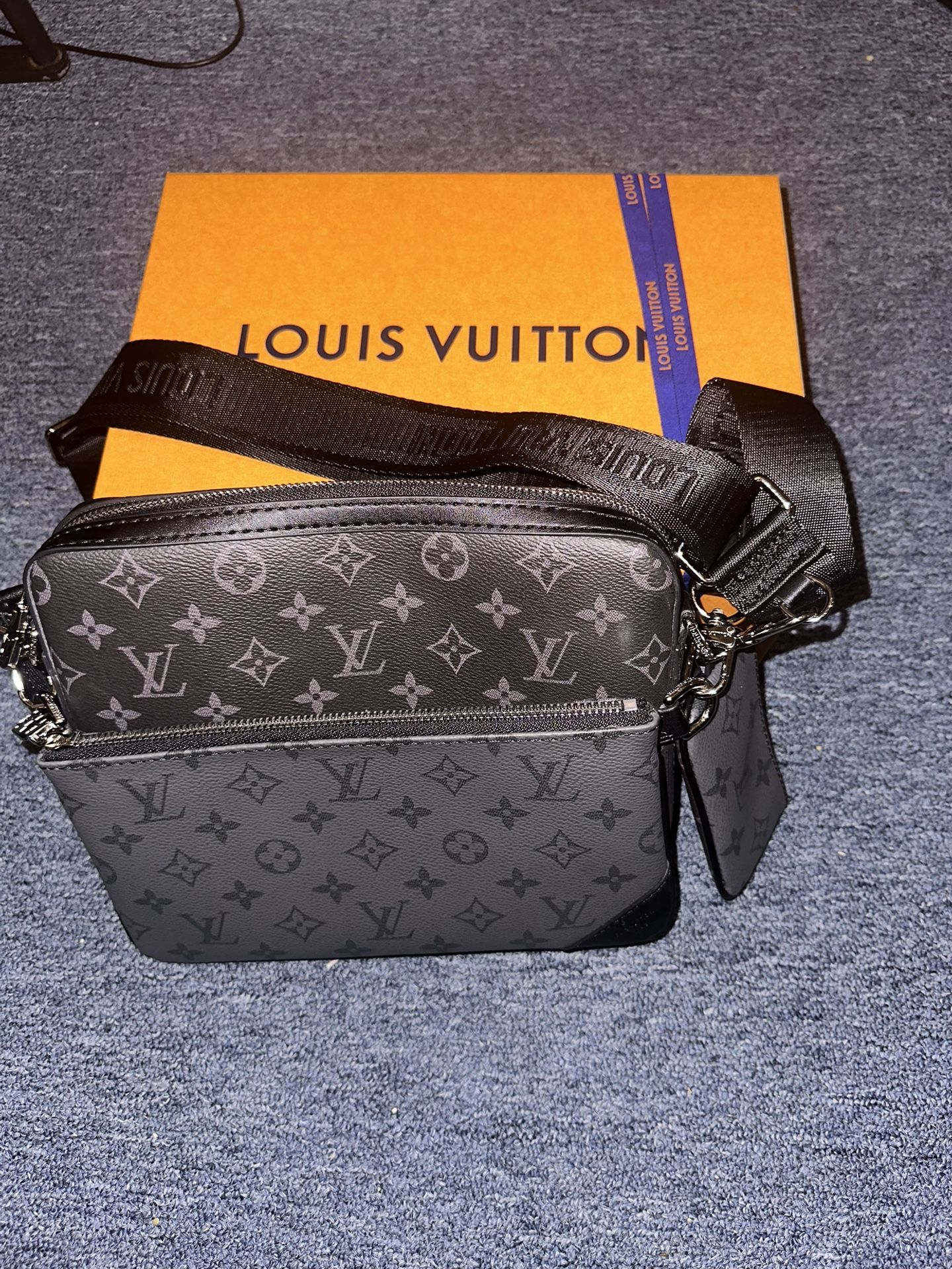 Louis Vuitton duo Messenger for Sale in Lodi, CA - OfferUp