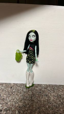 Monster high doll Scarah