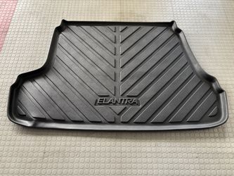 Hyundai Elantra Cargo Trunk Liner