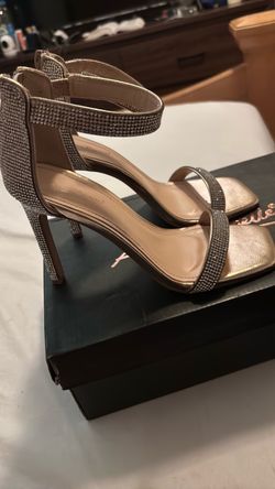 Sparkling Gold heels