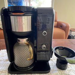 Ninja  Coffee  & Tea brew maker