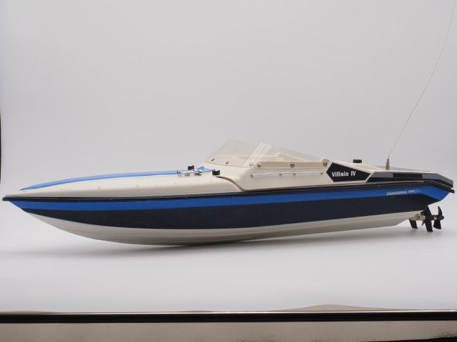 Vintage Traxxas Chaparral Villain IV 1/12-Scale RC Boat