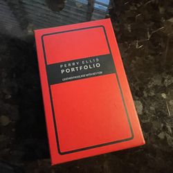 Perry Ellis Wallet And Key Chain Set