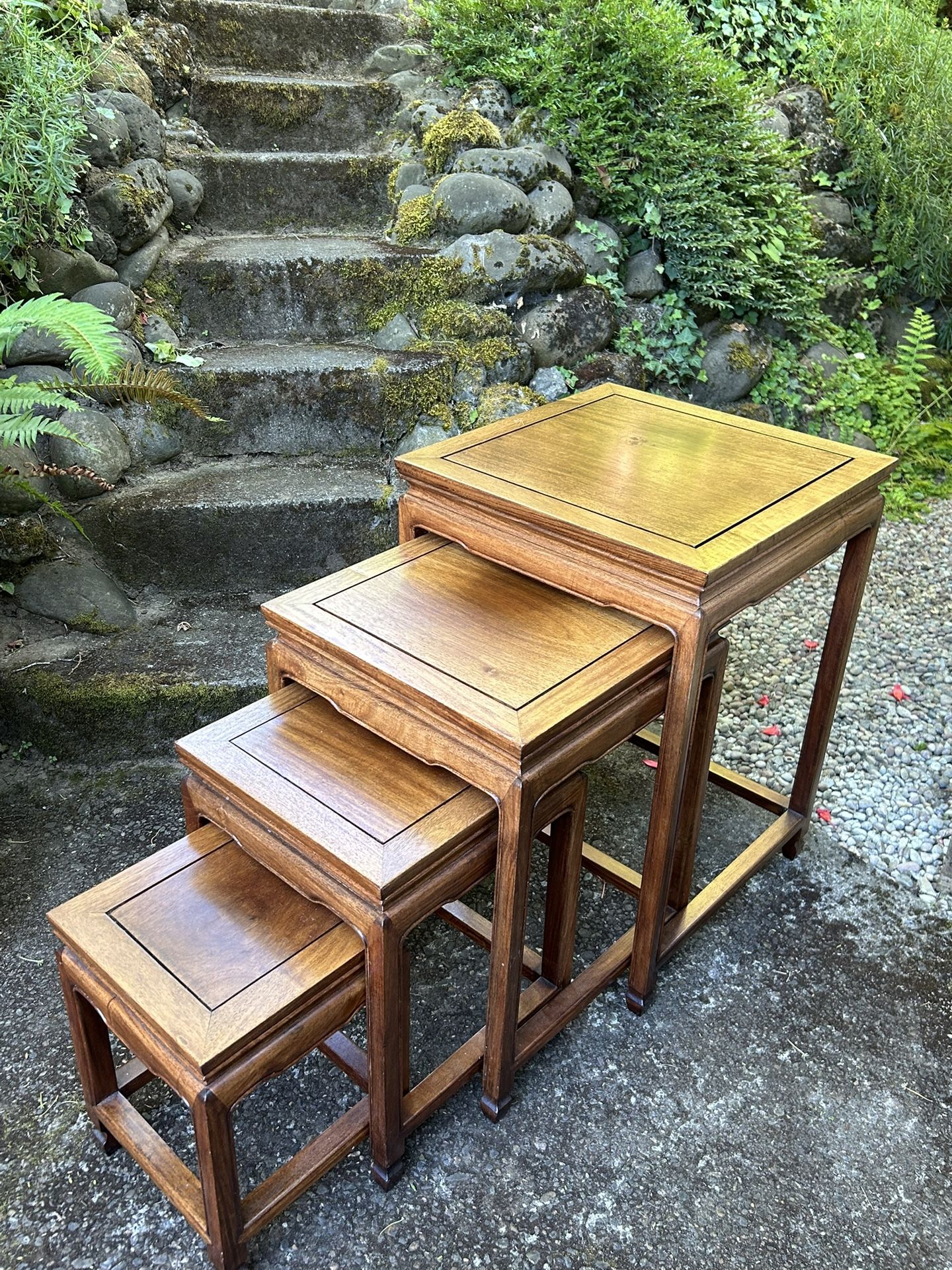 Nesting Tables 
