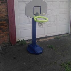 Little Tikes Basketball Hoop