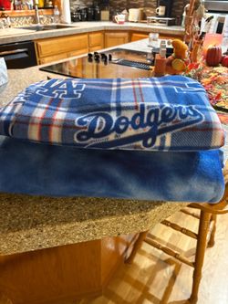 Dodgers No Sew 2 yards material