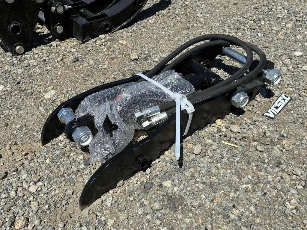 Mini Excavator Thumb Attachment