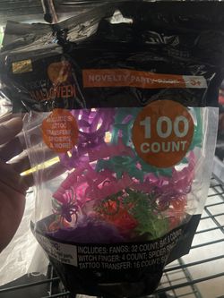 100 Count Halloween Party Favor Pack