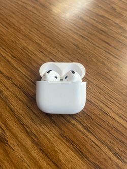 AirPod ,4