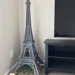 Eiffel Tower LEGO Pre-built 