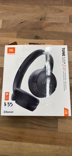 JBL tune 520 headphones